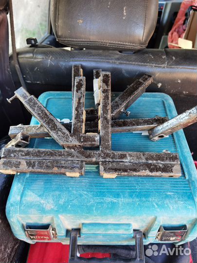 Держатели дверного полотна автоматические