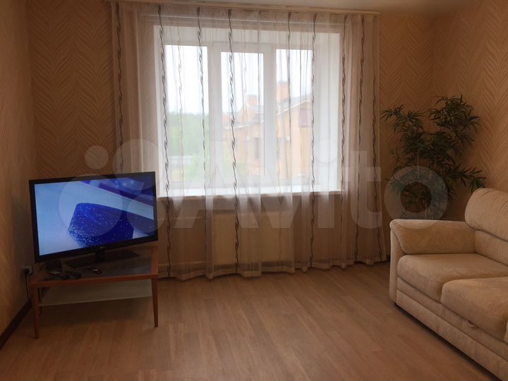 2-к. квартира, 67 м², 2/5 эт.