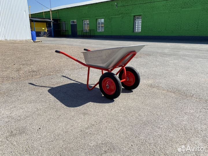 Строительная/садовая тачка brait