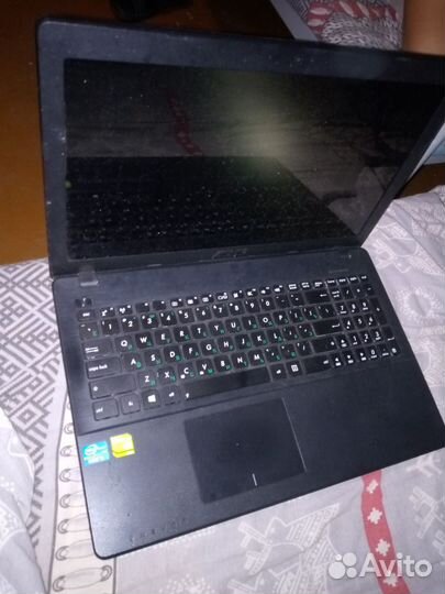 Ноутбук asus