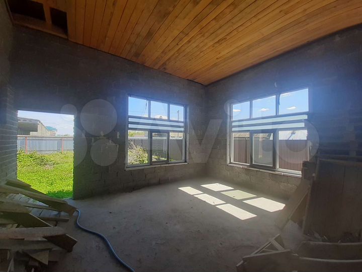 Дом 200 м² на участке 6 сот.