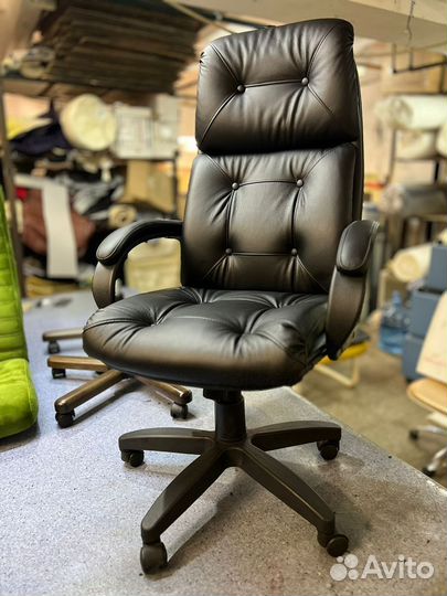 Компьютерное кресло