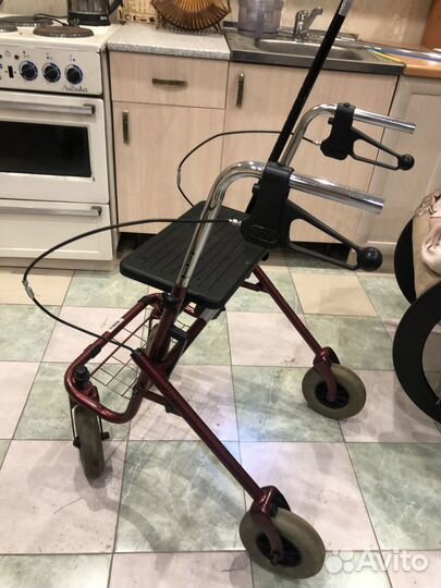 Ходунки для инвалидов(каляска)