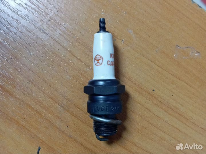 Свеча зажигания для мотоцикла и мотороллера