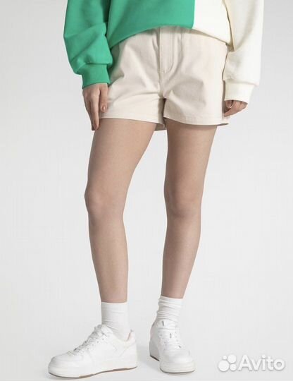 Новые шорты размер 42