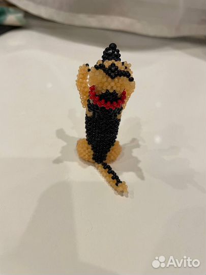 Собака из бисера