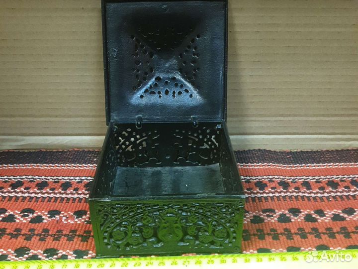 Каслинское литье ларец