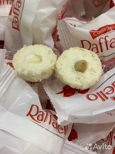 Рафаэлло на развес