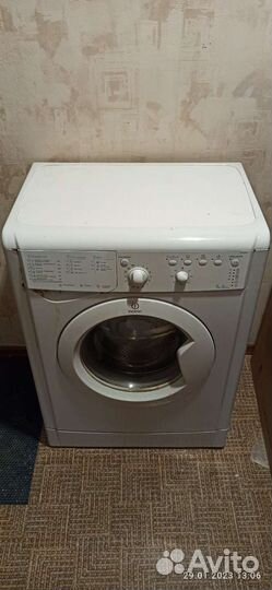Стиральная машина бу Indesit iwsb 5093