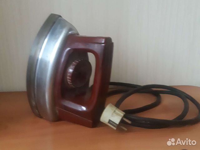 Утюг старинный