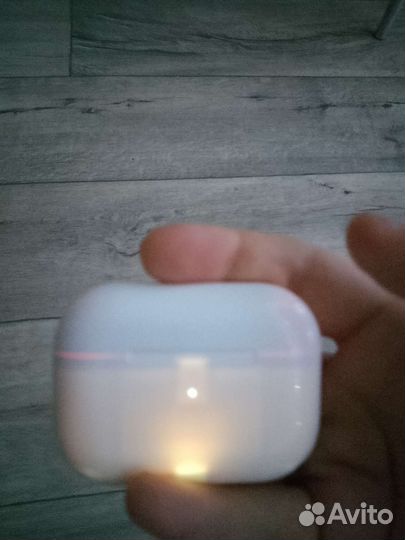 Беспроводные наушники apple airpods