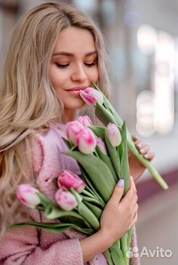 Продавец в цветочный магазин