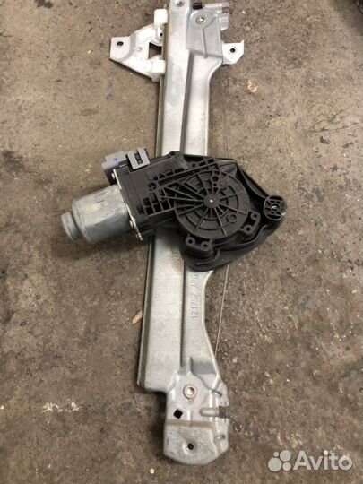 Стеклоподъемник и замок для Citroen c4 b7