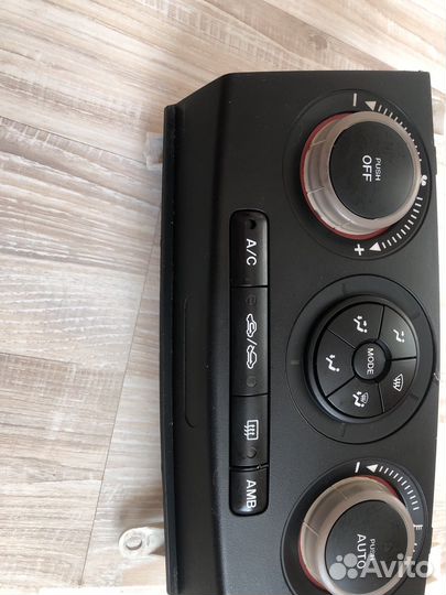 Блок управления печкой mazda 3 bk