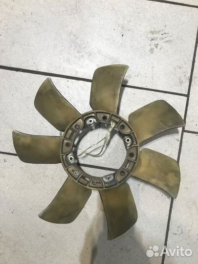 Крыльчатка вентилятора Toyota Crown JZS173 1jzge