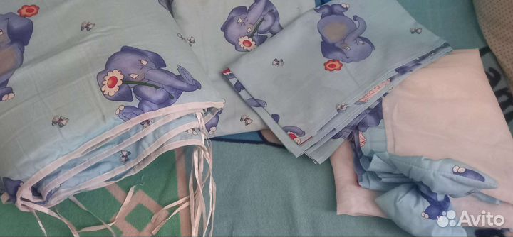 Бортик в кроватку,постельное и балдахин