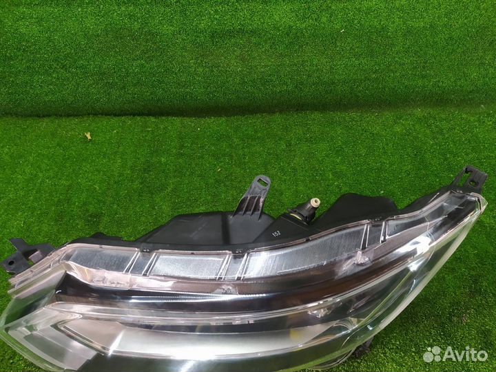Фара передняя левая Nissan Qashqai 11 2020