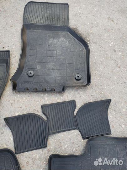 Автомобильные коврики