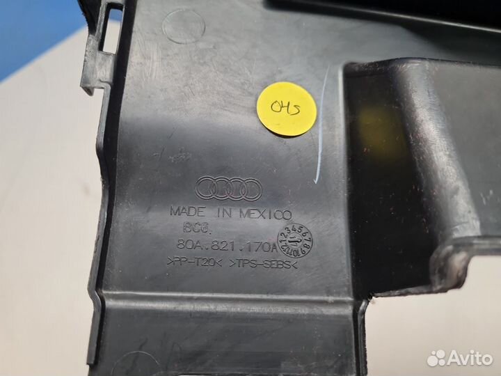 Накладка крыла передняя правая Audi Q5 FY 2017