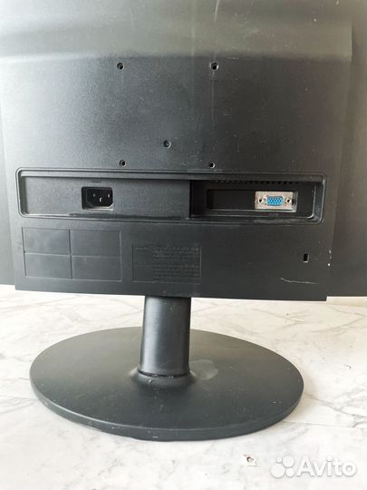Монитор Samsung