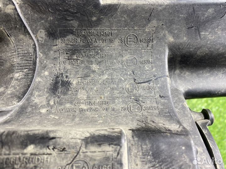 Фара Mercedes W211