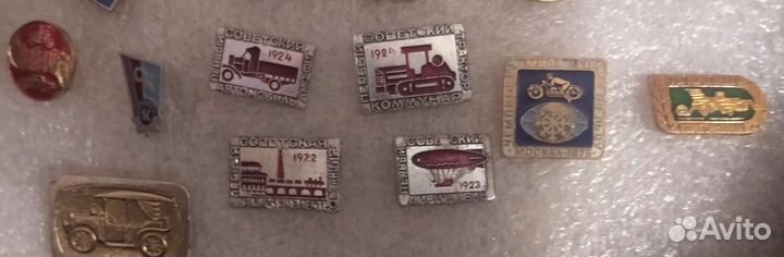 Значки СССР: автомобили, мотоциклы, трактора