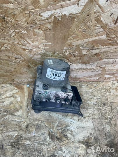 Блок abs hyundai ix35 lm g4na