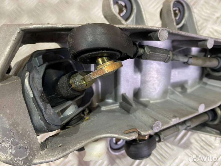 Трос кулисы кпп Mercedes-Benz Vito W638