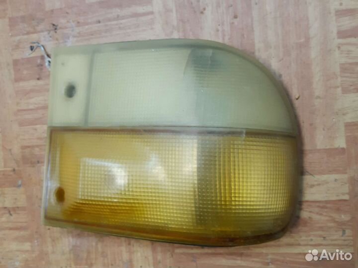 Повторител поворота с габаритной подсветкой