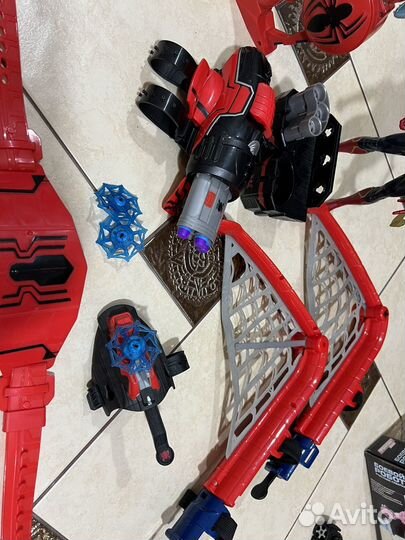 Человек паук,набор паучьи крыльяЛеьающий чел.паук