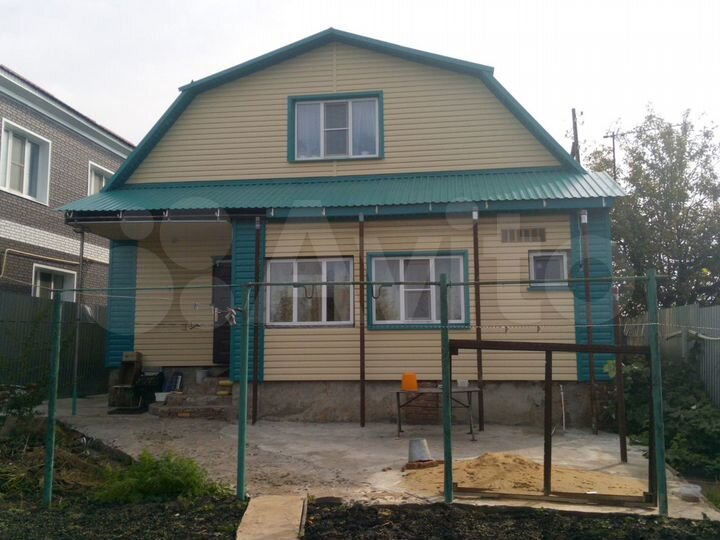 Дом 140 м² на участке 4,4 сот.