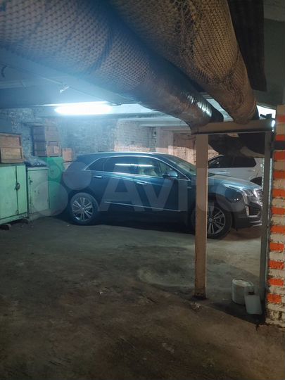 Машиноместо, 14 м²