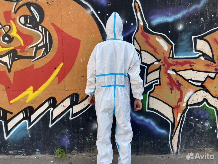 Комбинезон защитный одноразовый