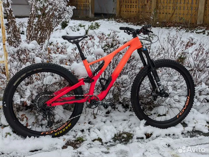 Велосипед Specialized Stumpjumper Comp Carbon 27.5