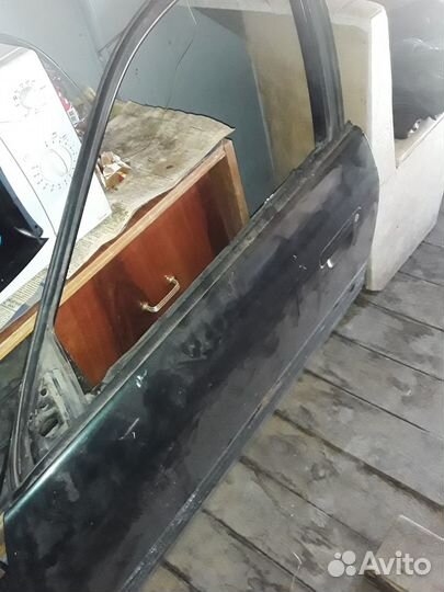 Крыжка заднего багажника audi 100 в сборе