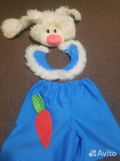 Новогодний костюм зайчик