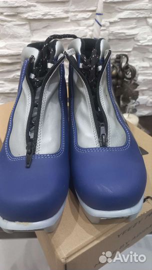 Лыжные ботинки visu