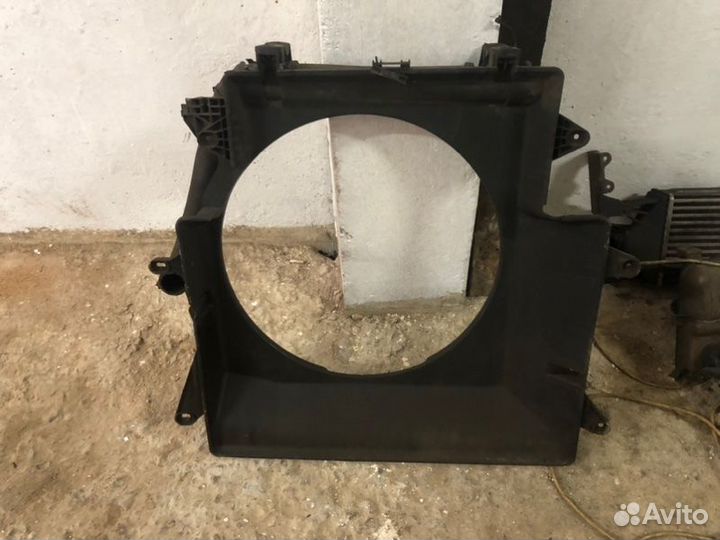 Диффузор передний Iveco Daily 4 3.0 D 2008