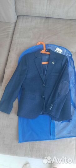 Пиджак на мальчика 134