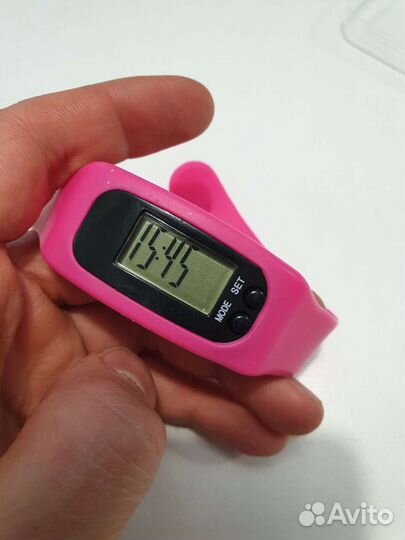 Часы с шагомером