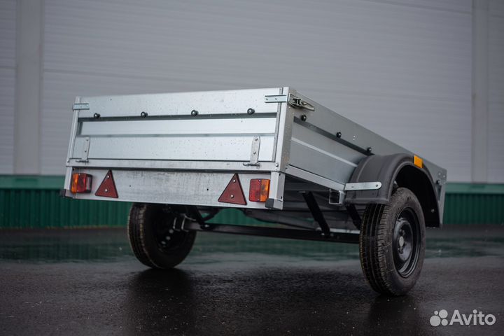 Легковой прицеп