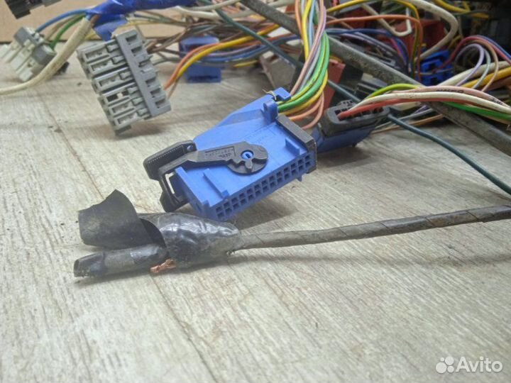 Проводка (коса) салона Peugeot 206 2A/C TU3JP 2001