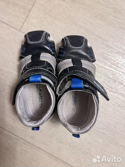 Сандалии детские для мальчиков 26