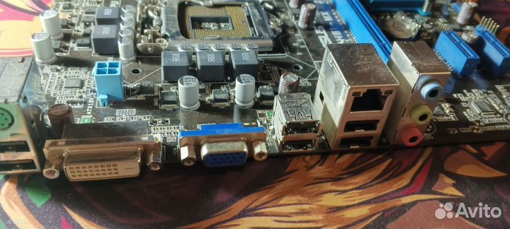 Материнская плата