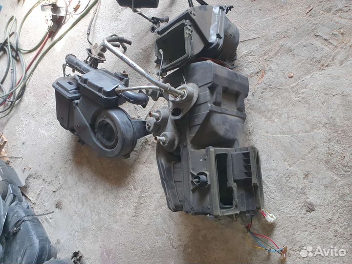 Радиатор моторчик печки на виндстар 95г