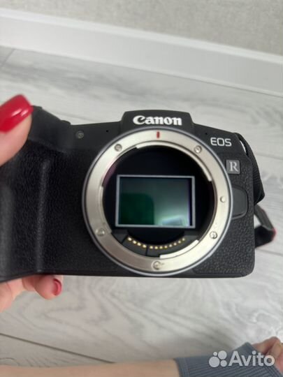 Фотоаппарат беззеркалка canon rp