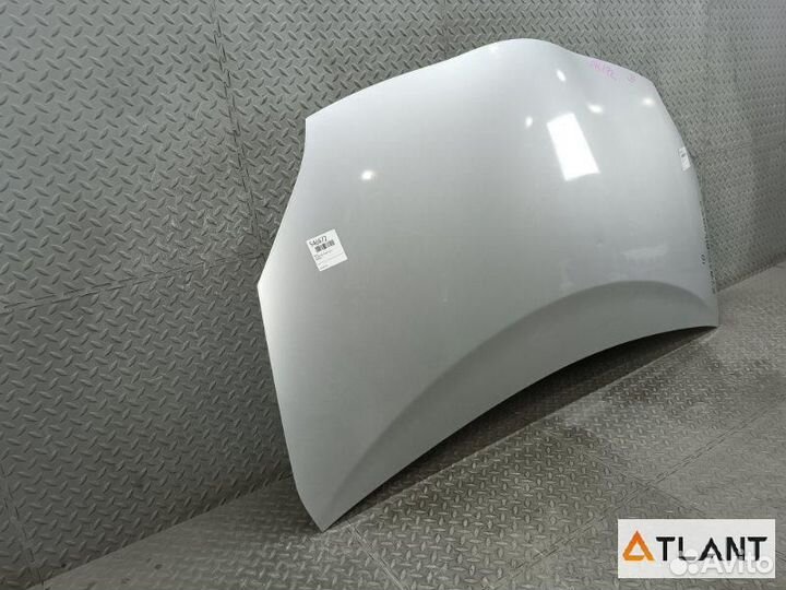 Капот toyota prius