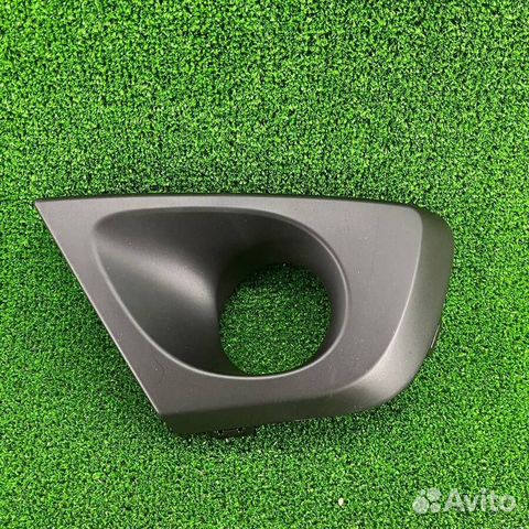 Решетка птф левая Renault Duster 1