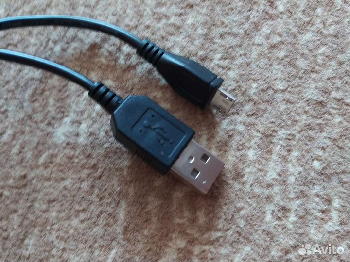 Адаптер питания для смартфона