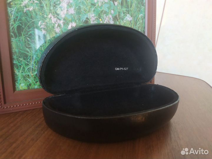 Футляр для очков